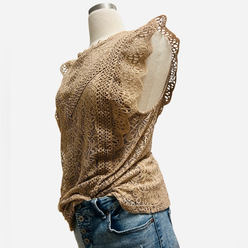 Cable & Gauge LACE Textured Sleeveless Top in COCOA BEIGE - Picture 5 of 7